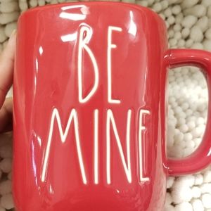 Rae Dunn "be mine" Valentine mug